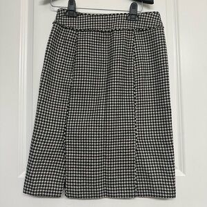 Banana Republic Houndstooth Skirt Size 0